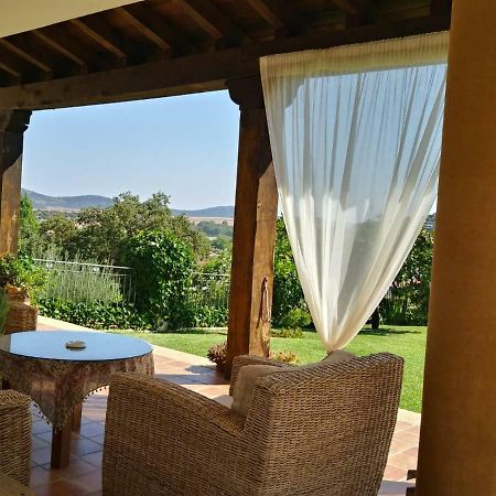 Jardin De La Yedra Guest House Caceres Bagian luar foto