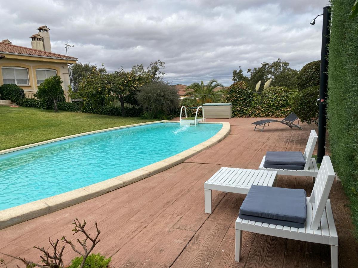 Jardin De La Yedra Guest House Caceres Bagian luar foto