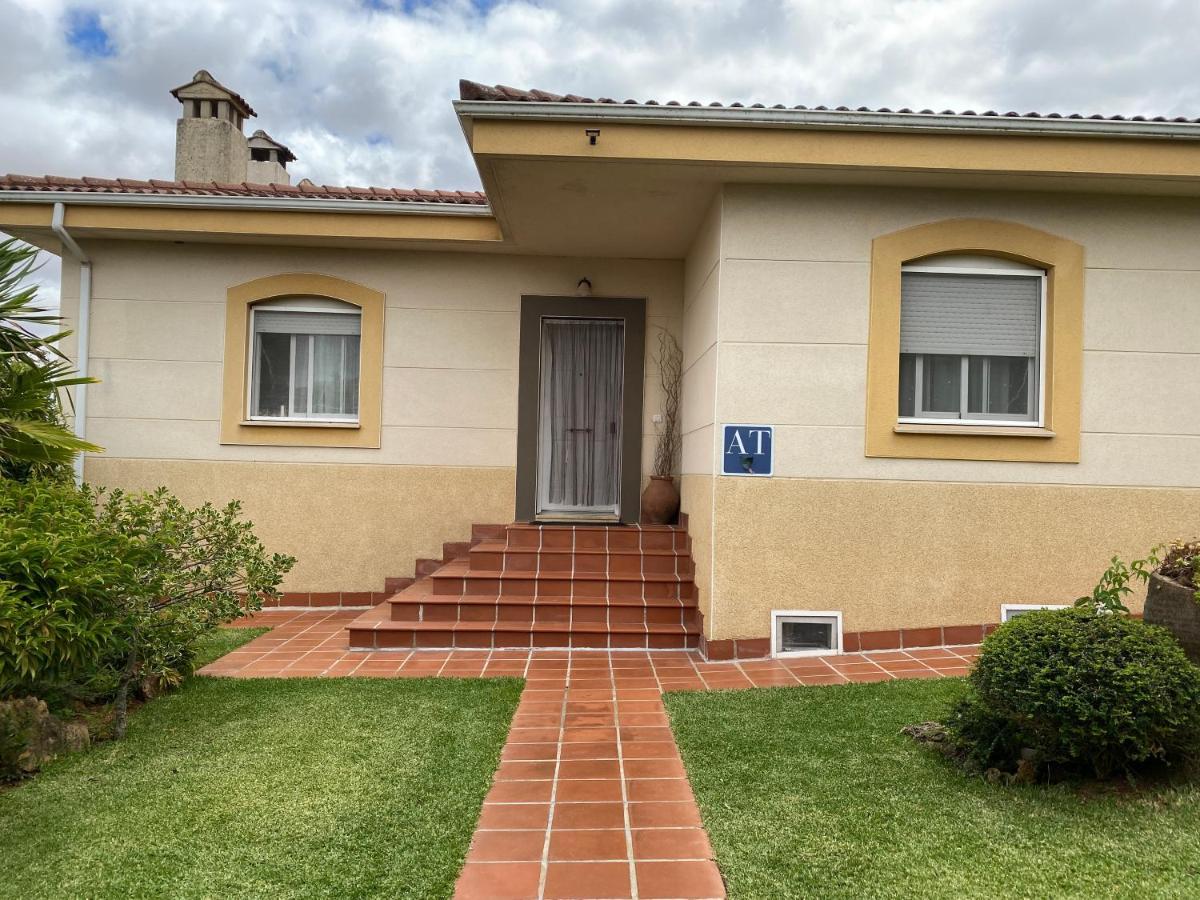 Jardin De La Yedra Guest House Caceres Bagian luar foto
