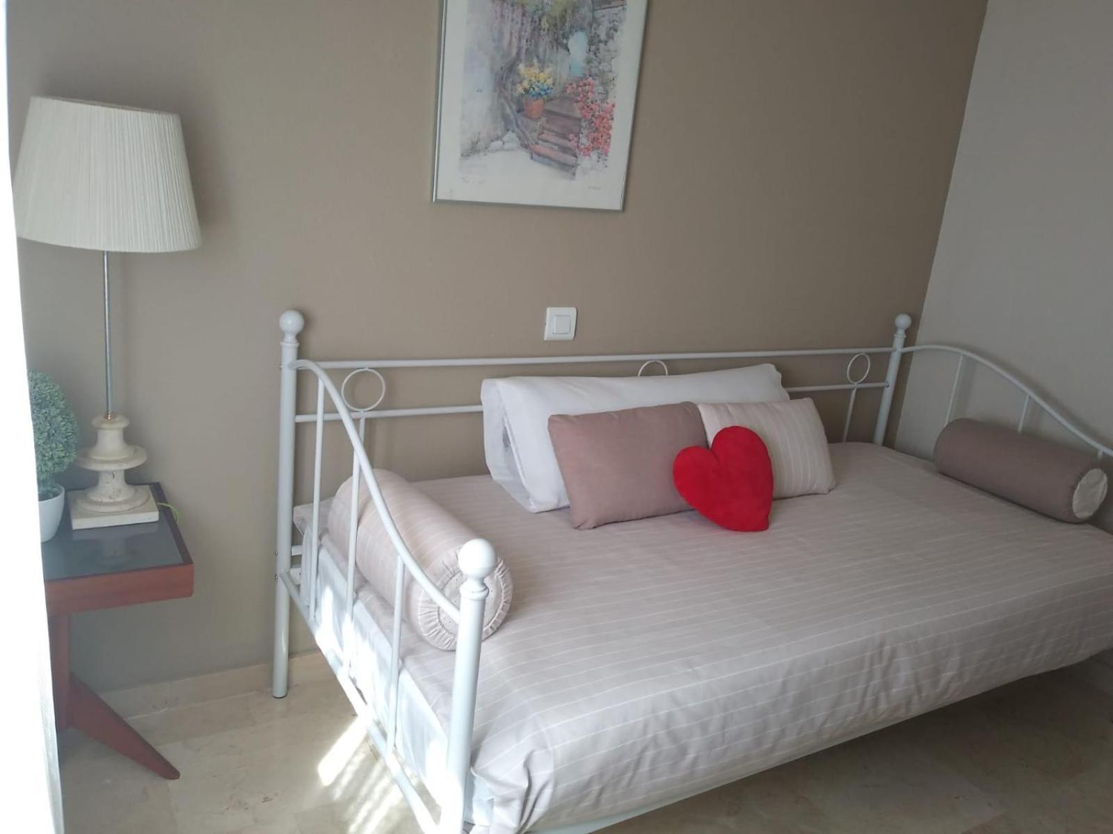 Jardin De La Yedra Guest House Caceres Bagian luar foto